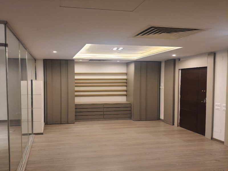 Office 100 m fully finished 3 rooms for rent