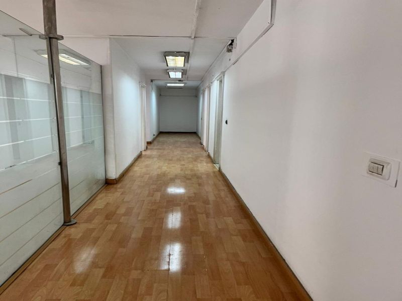 Administrative office 320m finished 4 rooms